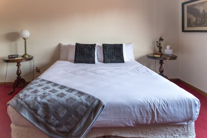 The Honest Lawyer, an Ascend Collection Hotel