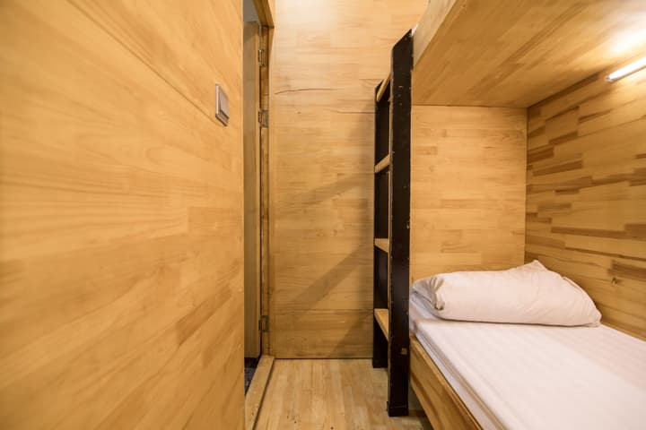 Box Hotel