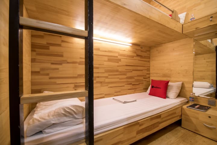 Box Hotel
