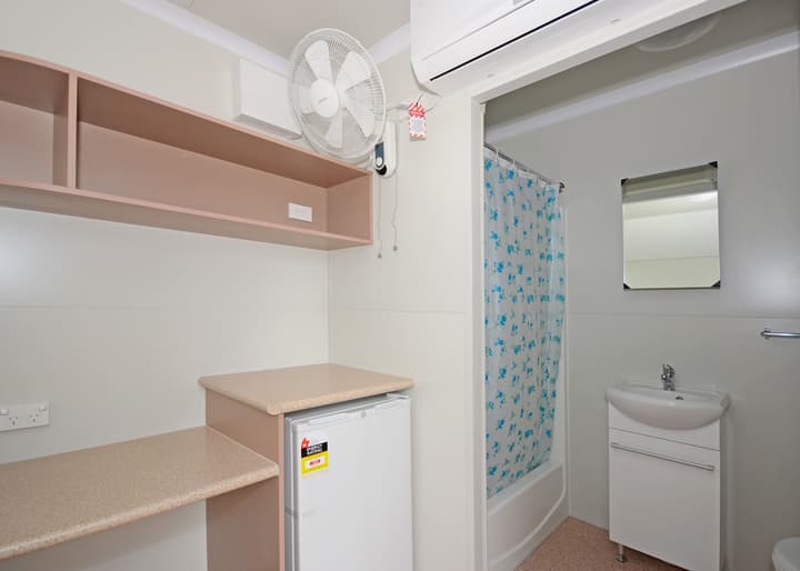 Meekatharra Accommodation Centre - Campsite