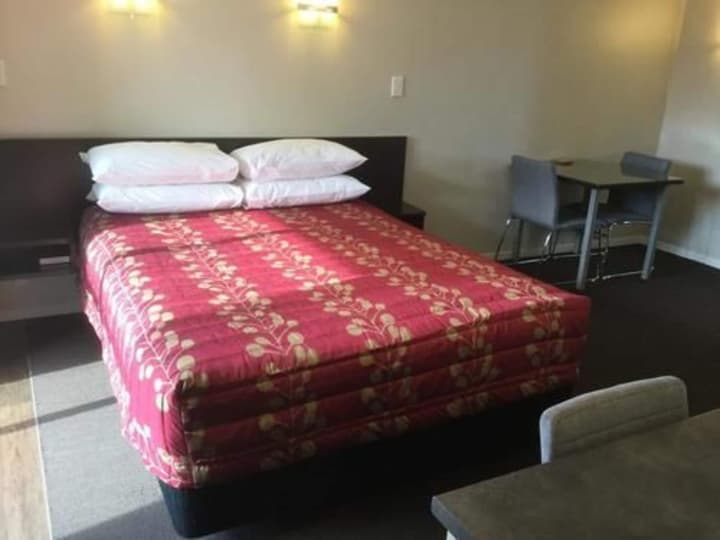 Aspree Motor Inn
