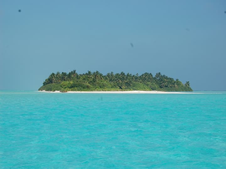 Vaali Maldives Island Escapes & Dive