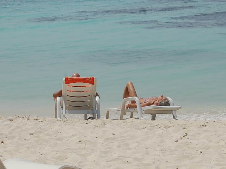 Vaali Maldives Island Escapes & Dive