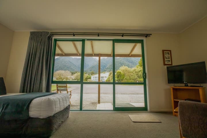 Rainforest Motel