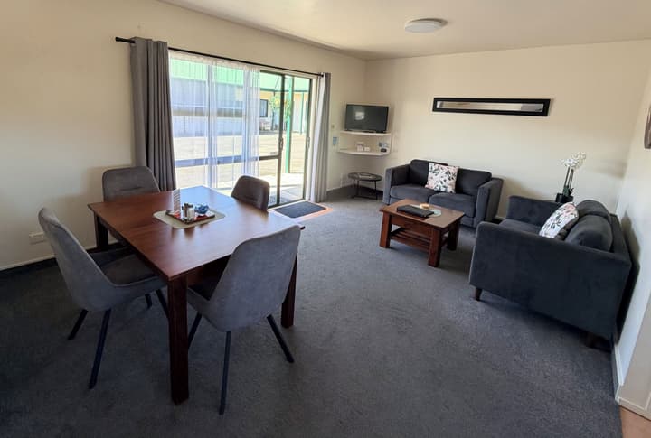 Coromandel Court Motel