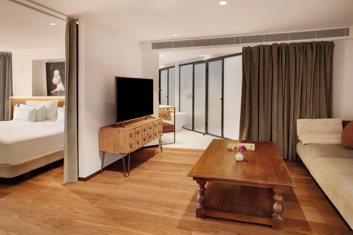 The Level at the Melia White House