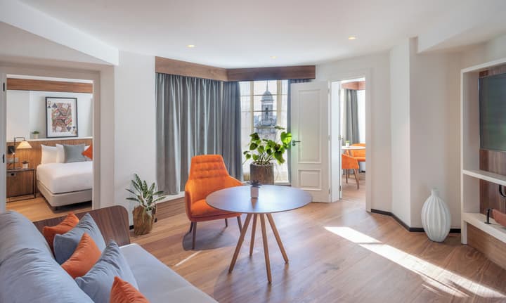 The Level at the Melia White House