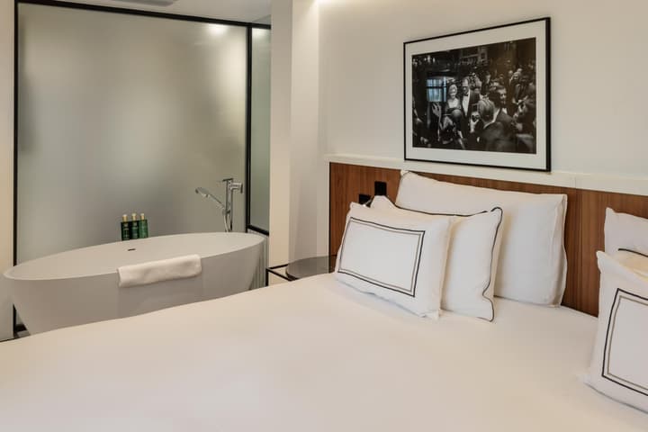 The Level at the Melia White House