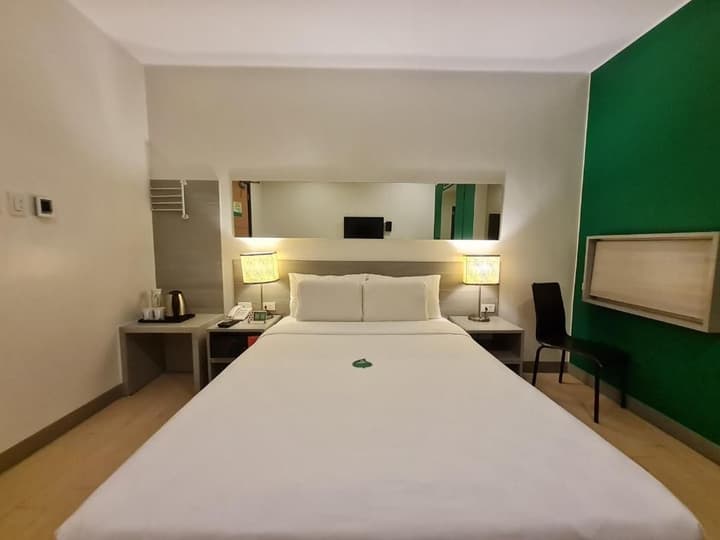 Go Hotels Otis - Manila