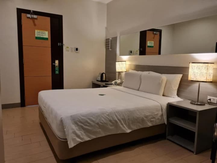 Go Hotels Otis - Manila