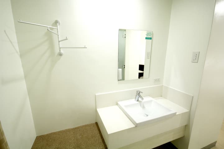 Go Hotels Otis - Manila
