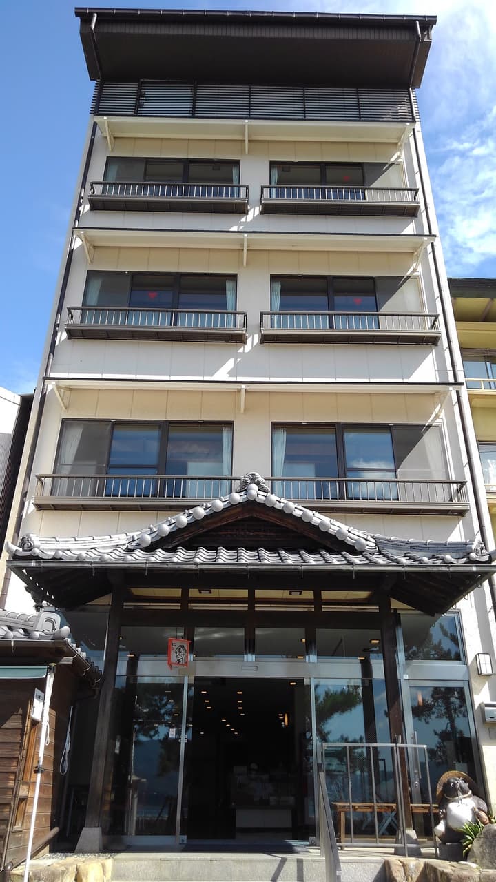 Sakuraya