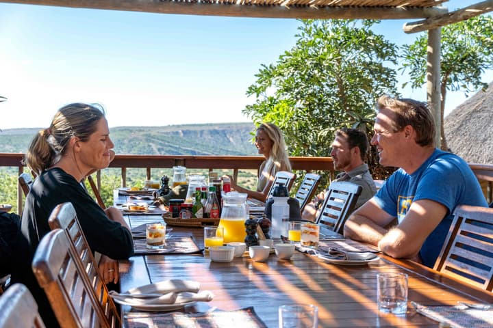 Woodbury Lodge - Amakhala Game Reserve
