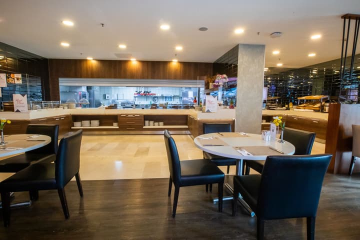 Ramada Encore by Wyndham Istanbul Kartal