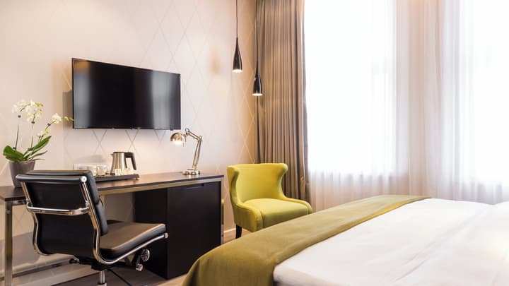 Holiday Inn Dresden - Am Zwinger by IHG