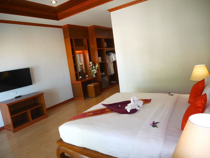 The Sunset Beach Resort Koh Kho Khao