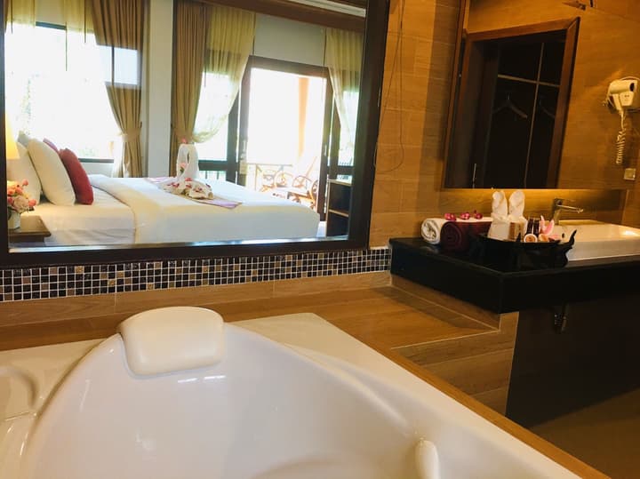 The Sunset Beach Resort Koh Kho Khao