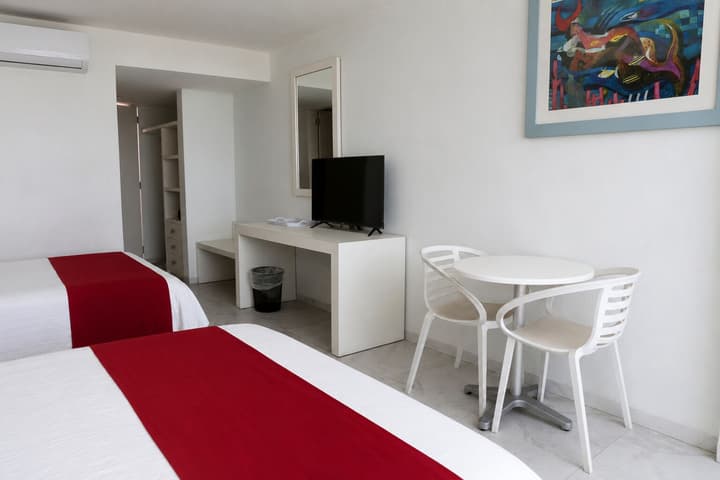 We Hotel Acapulco