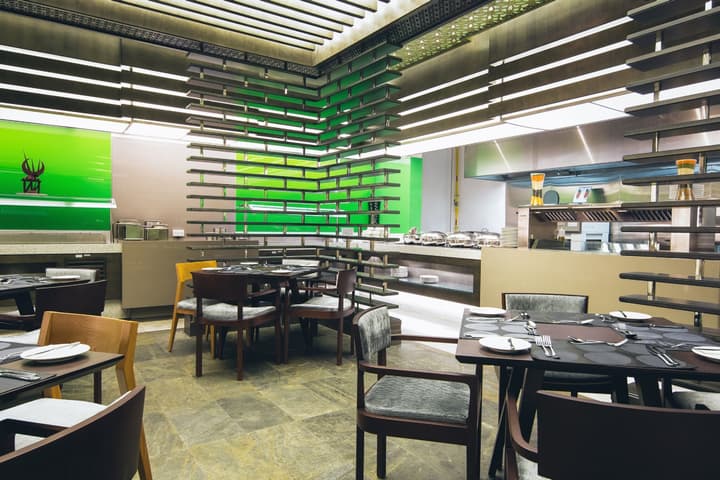 Ayla Bawadi Hotel & Mall