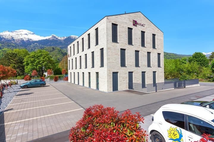 b_smart motel Sevelen