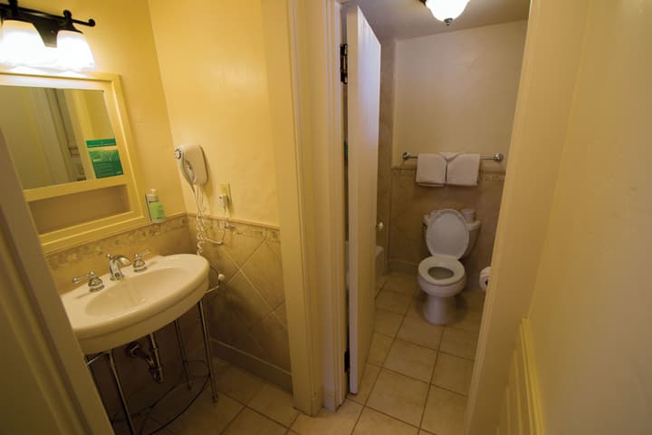Bright Angel Lodge – Inside the Park