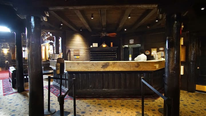 Kachina Lodge - Inside the Park