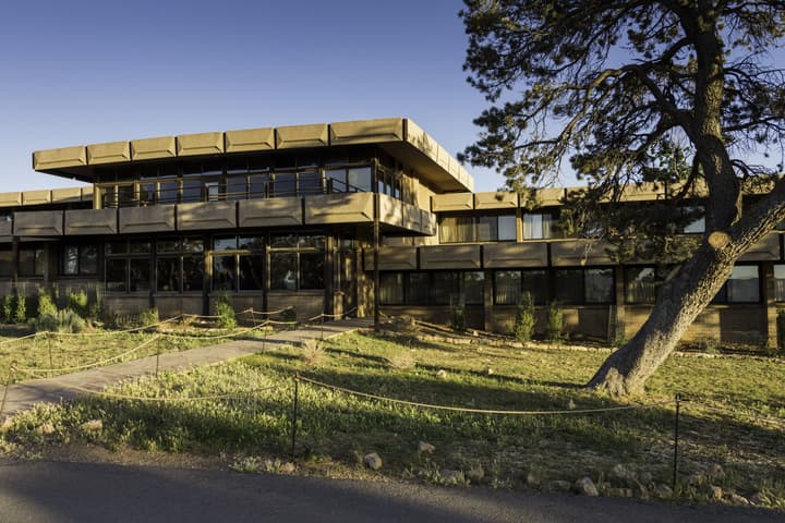 Kachina Lodge - Inside the Park