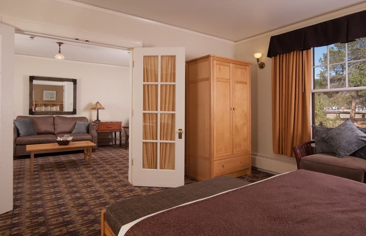 Old Faithful Inn - Inside the Park
