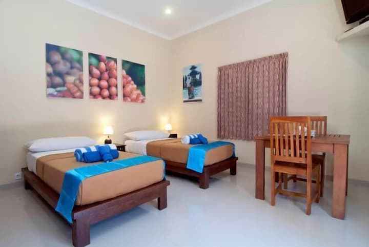 Lovina Oasis