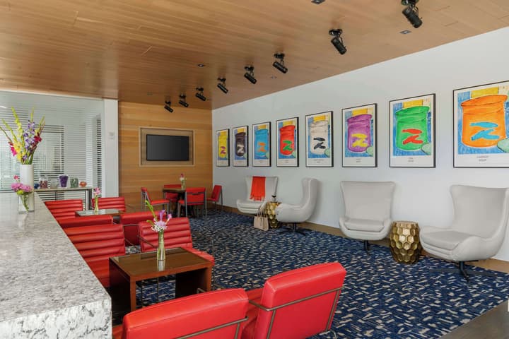 The Art Hotel Denver, Curio Collection by Hilton