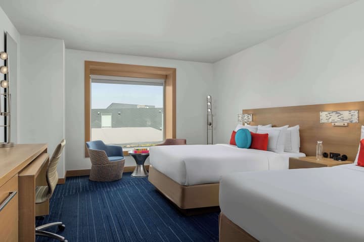 The Art Hotel Denver, Curio Collection by Hilton