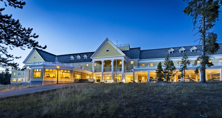 Lake Yellowstone Hotel and Cabins