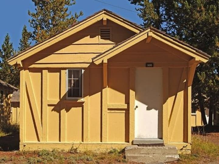 Lake Yellowstone Hotel and Cabins