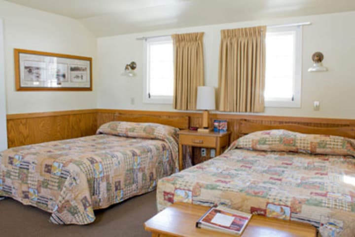 Lake Yellowstone Hotel and Cabins