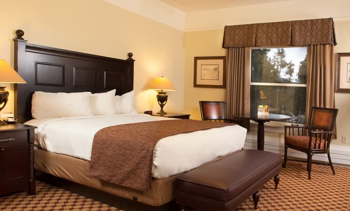 Lake Yellowstone Hotel and Cabins