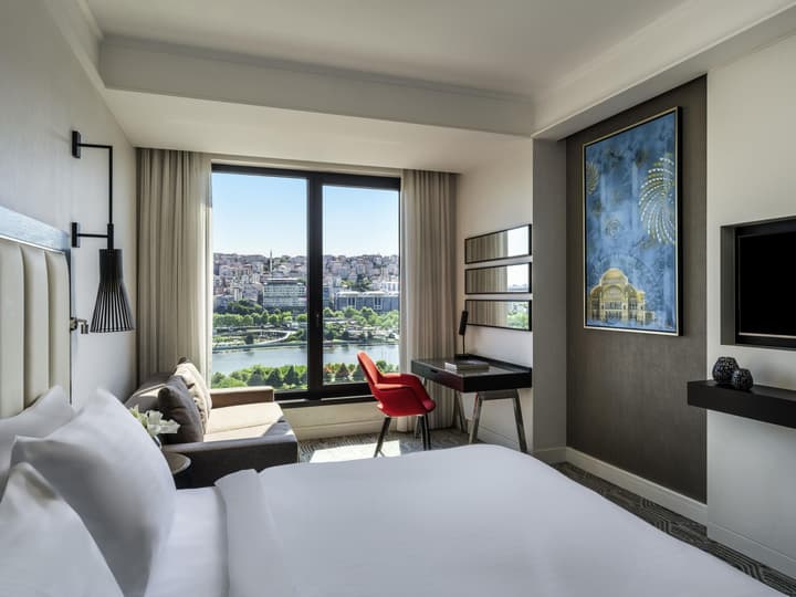 Mövenpick Hotel Istanbul Golden Horn
