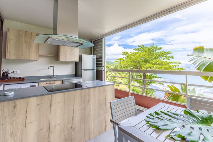 Tahiti Pearl Beach Resort