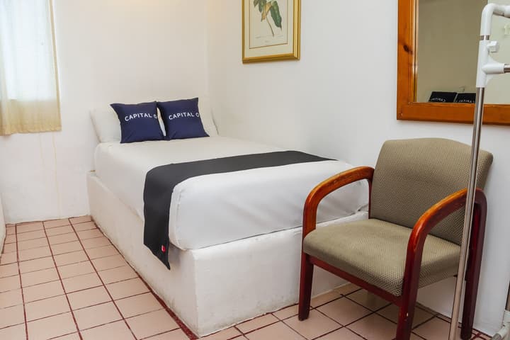 Capital O Hotel Dos Mares, Cabo San Lucas