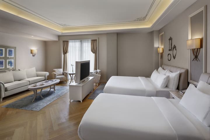 Lazzoni Hotel