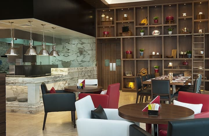 DAMAC Maison Cour Jardin