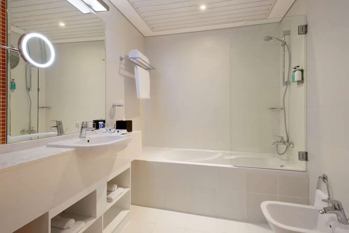 TRYP by Wyndham Abu Dhabi 