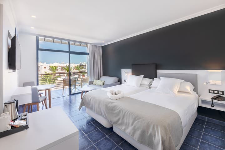 Hotel Mirador Papagayo by LIVVO