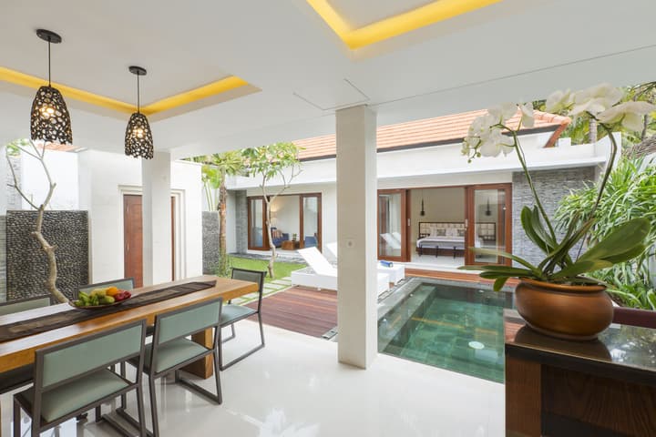 Odika Lovina House and Villa