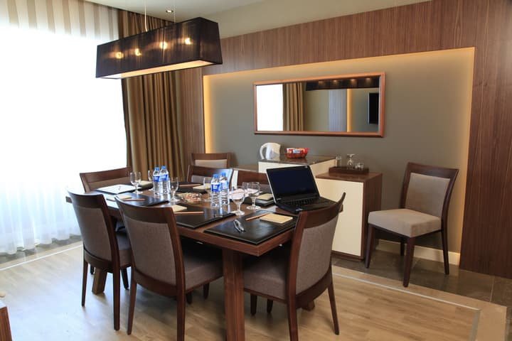 Kolin Hotel Spa & Convention Center