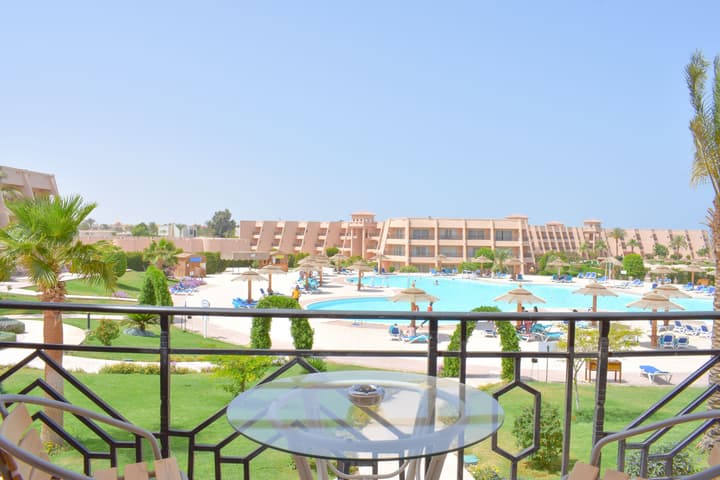 Jasmine Palace Resort & Spa