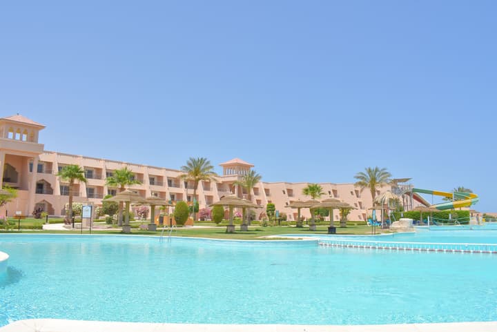 Jasmine Palace Resort & Spa