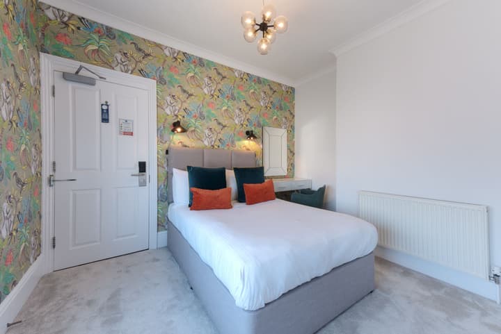 Florence House Hotel & Restaurant