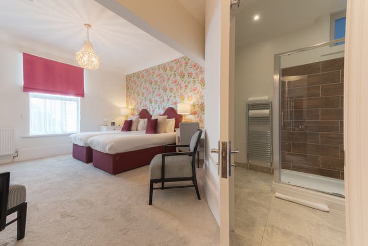 Florence House Hotel & Restaurant