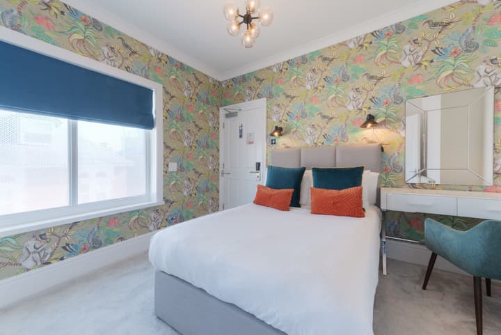 Florence House Hotel & Restaurant