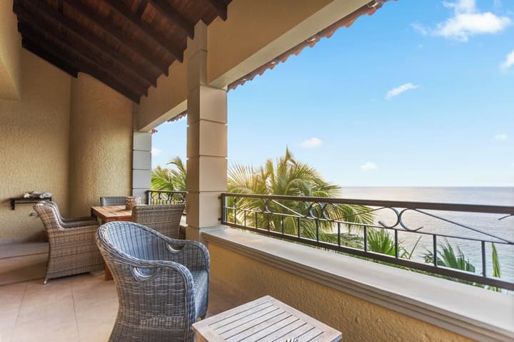 The Bellafonte - Luxury Oceanfront Hotel